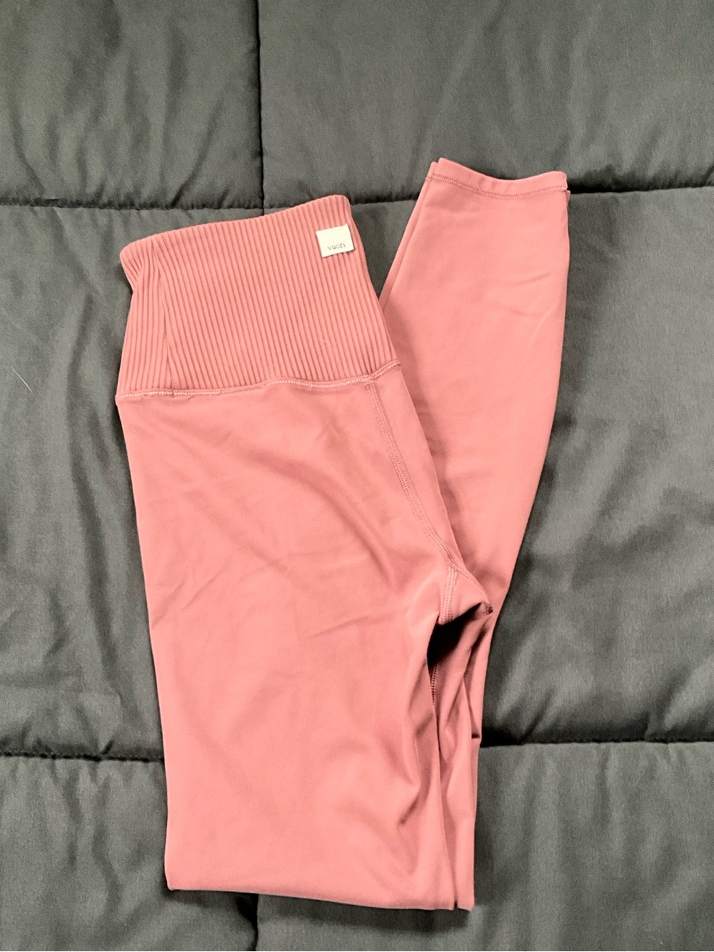 Like New! Vuori Ribbed-Waist Rose Pink Full Length Leggings
